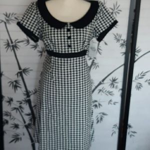 NWT Heartbreaker Cute rounded collar dress